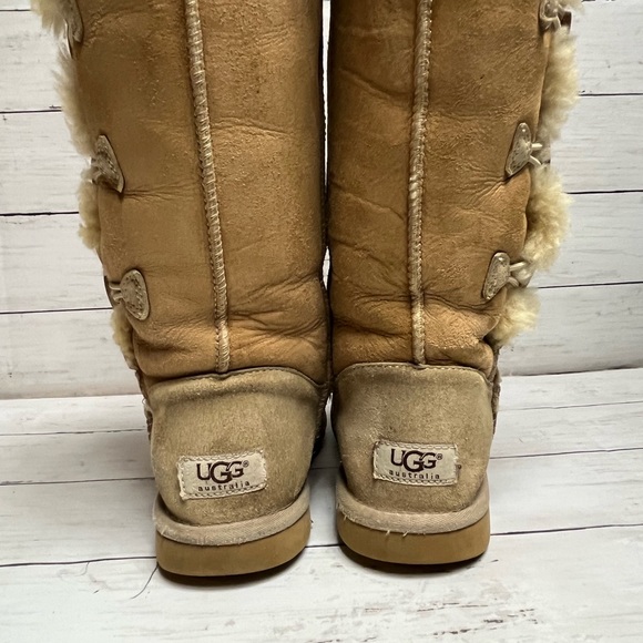 UGG Triplet Bailey Boot Size US 6 Pre-owned - Picture 7 of 14